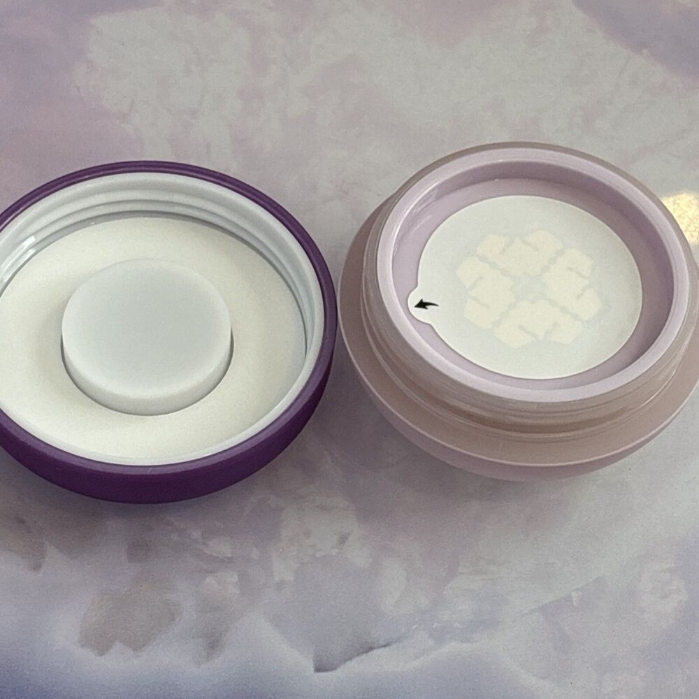 Tatcha THE SILK POWDER Setting Face Powder Mini Travel Size .25oz  NWOB - Picture 3 of 3
